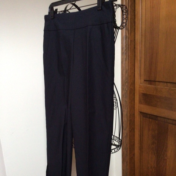 LIOR PARIS JESS Women’s Straight Leg Capri, 360 Degree Control Top Lining, 6 - Picture 9 of 9